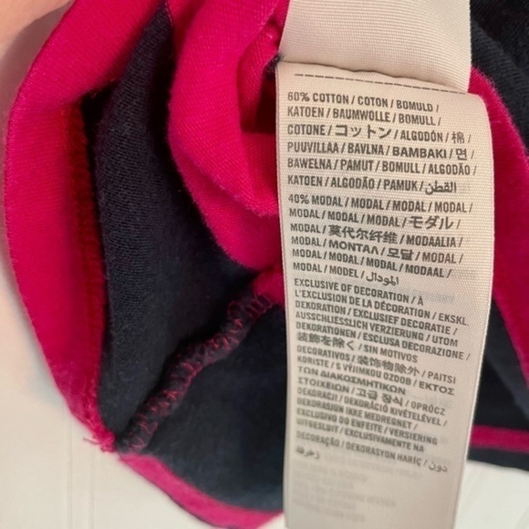 Hollister top - Small - Picture 9 of 10